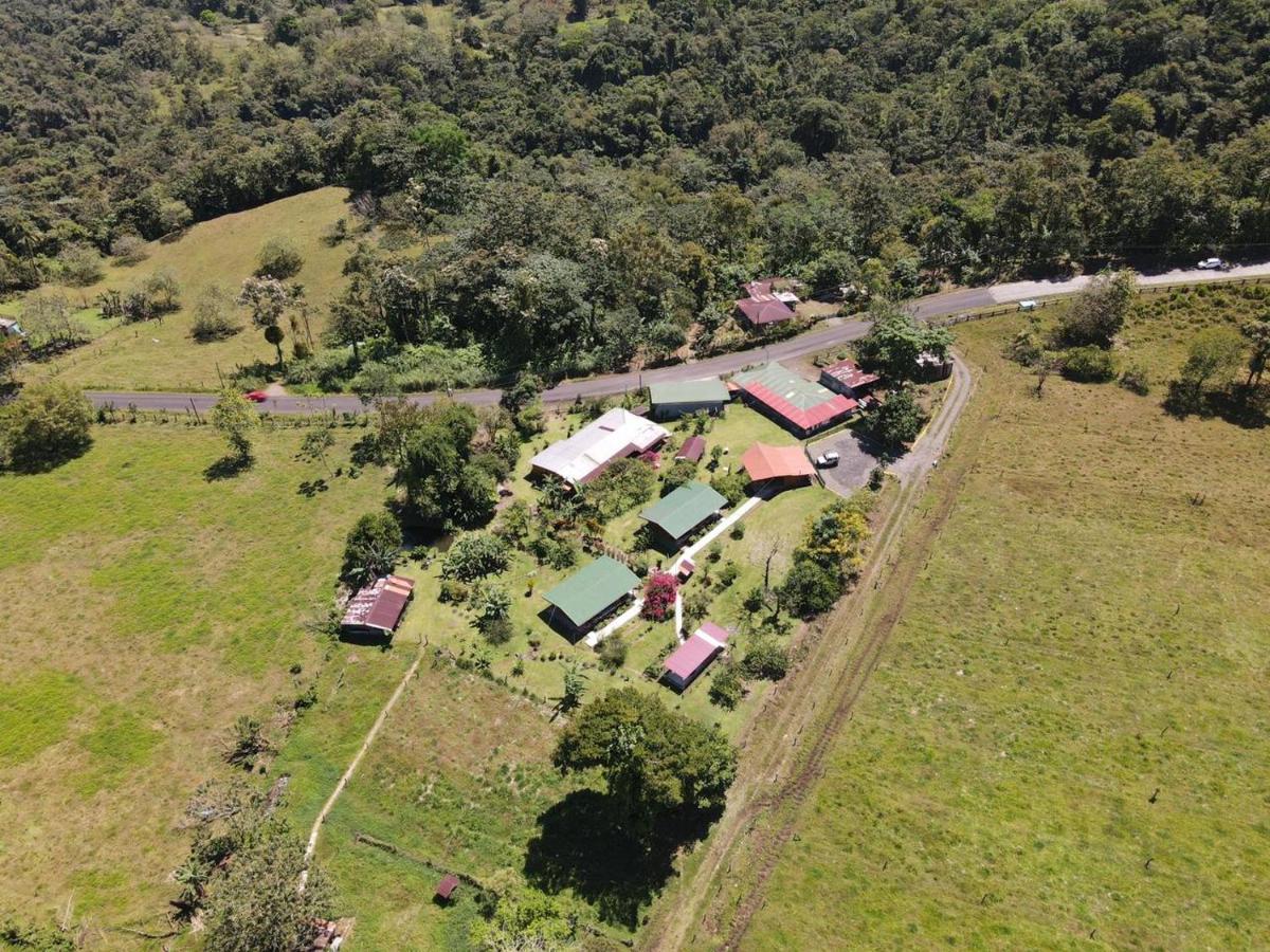 Tío Felix Eco Lodge La Fortuna Exterior foto